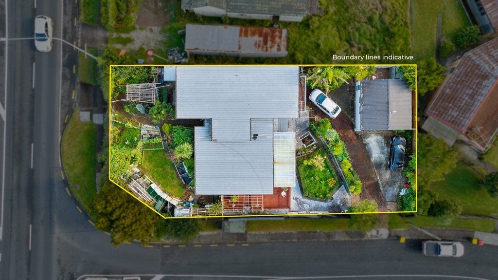 634 Pakuranga Road, Howick, Auckland - Carousel 1