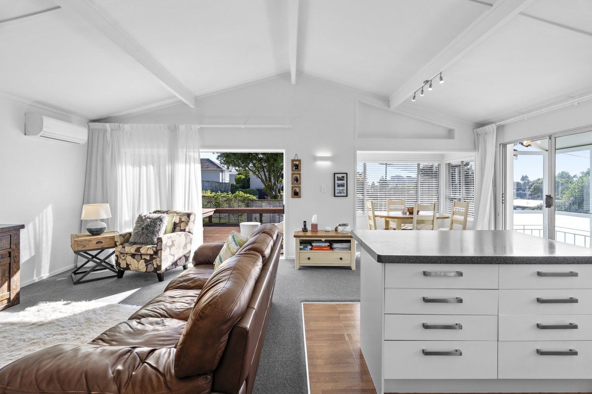 68A Sixth Avenue, Tauranga - Carousel 1