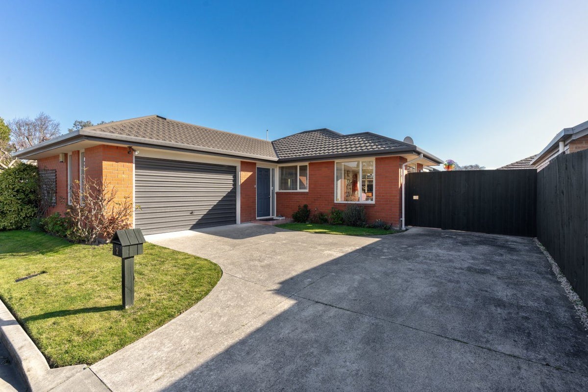 2 Bluebell Lane, Woolston, Christchurch - Carousel 1