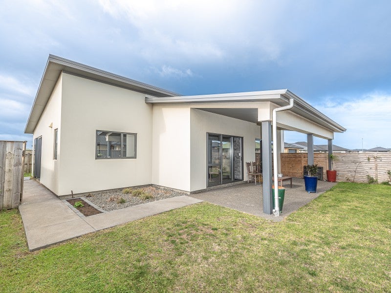 16 Simon Street, Tawhero, Whanganui - Carousel 2