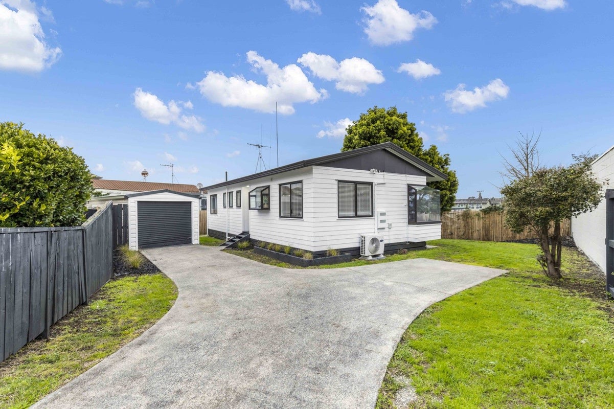 21A Waimarie Street, Nawton, Hamilton - Carousel 2