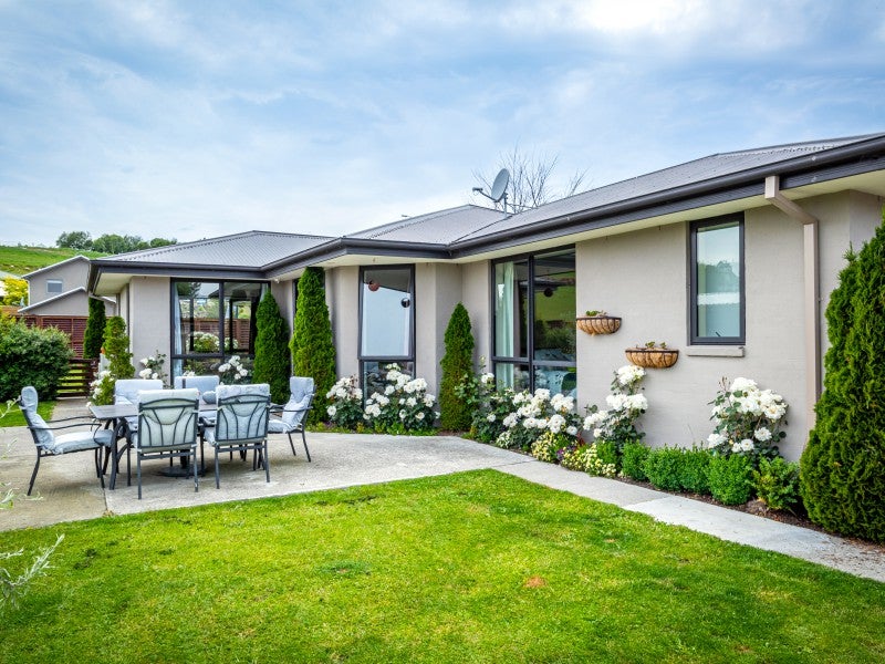 4 O'Neill Place, Watlington, Timaru - Carousel 1