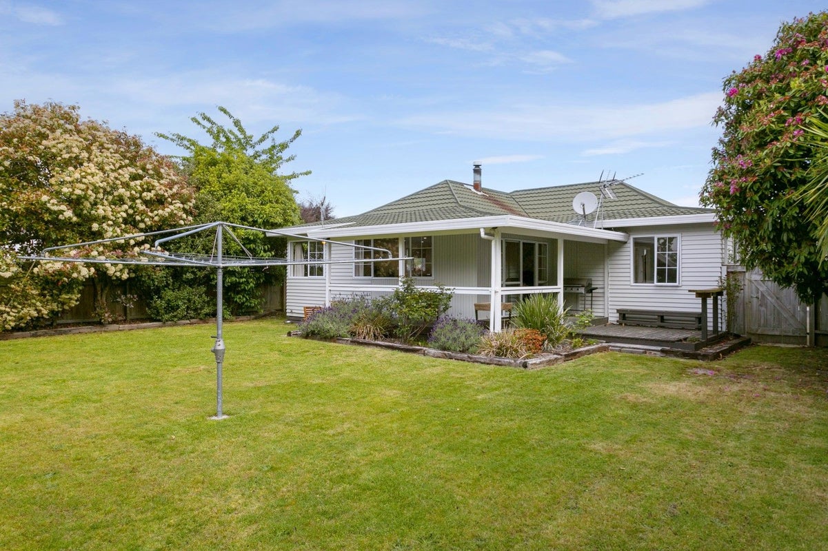 13 Glengarry Place, Hilltop, Taupo - Carousel 21