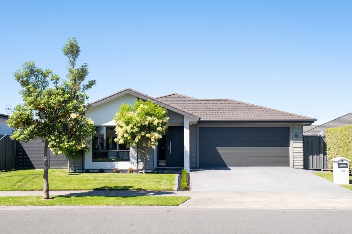 30 Kapiti Drive, Poraiti, Napier - Carousel 2