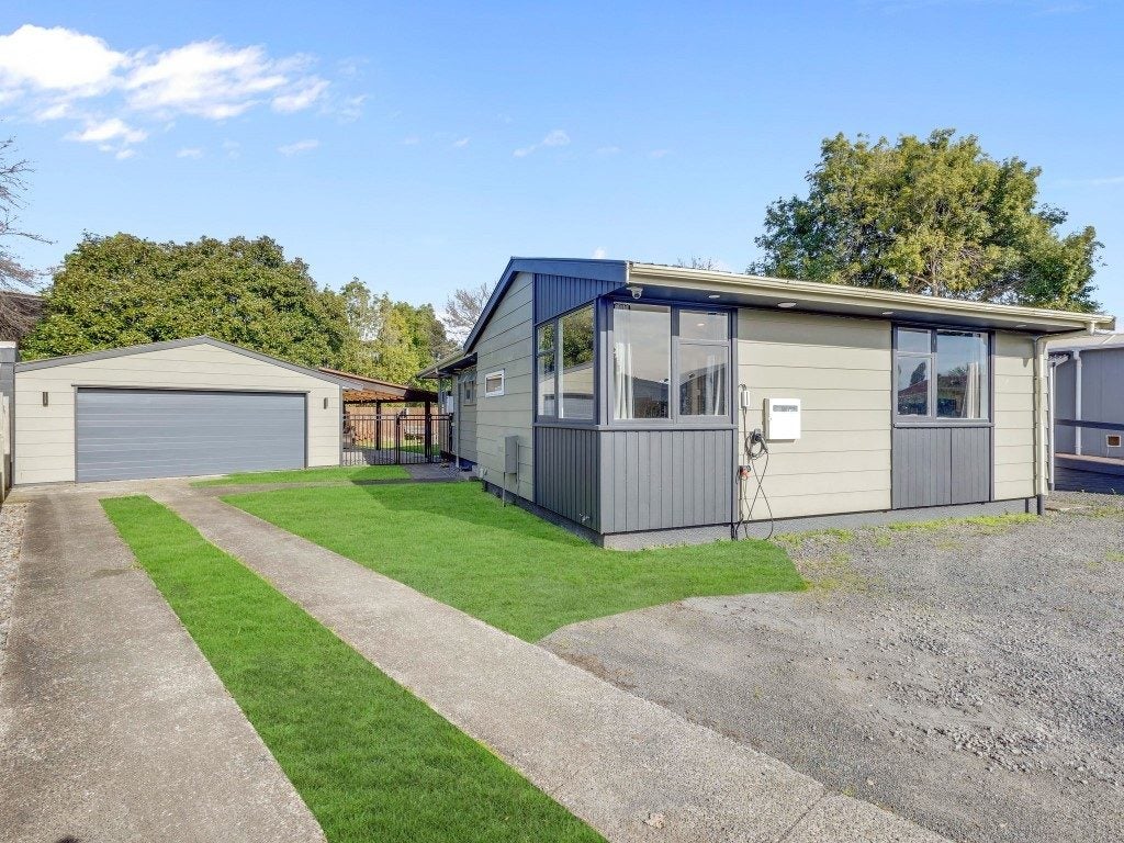 43 Oakfield Crescent, Pukete, Hamilton - Carousel 2