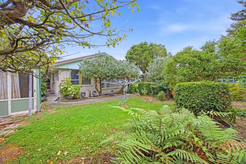 20A Bryndwr Road, Fendalton, Christchurch - Carousel 2