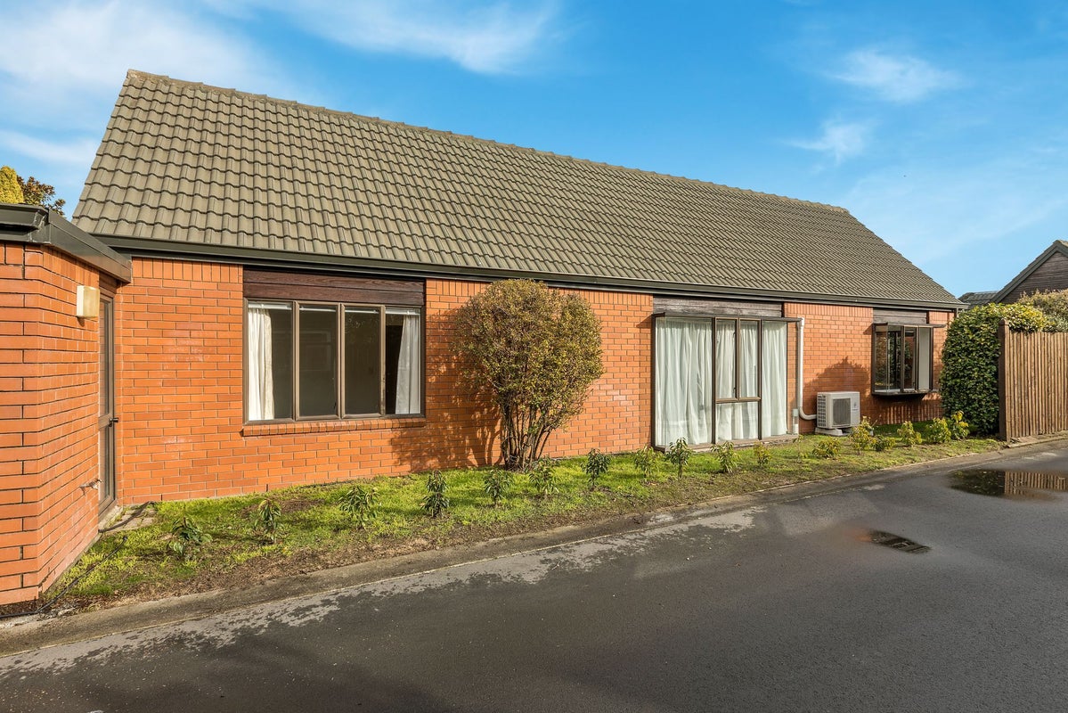 19/415 Mairehau Road, Parklands, Christchurch - Carousel 1