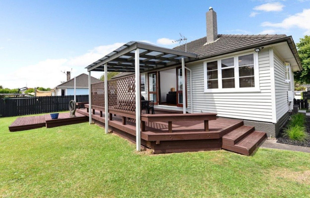 109 Fairfield Road, Fairfield, Hamilton - Carousel 2