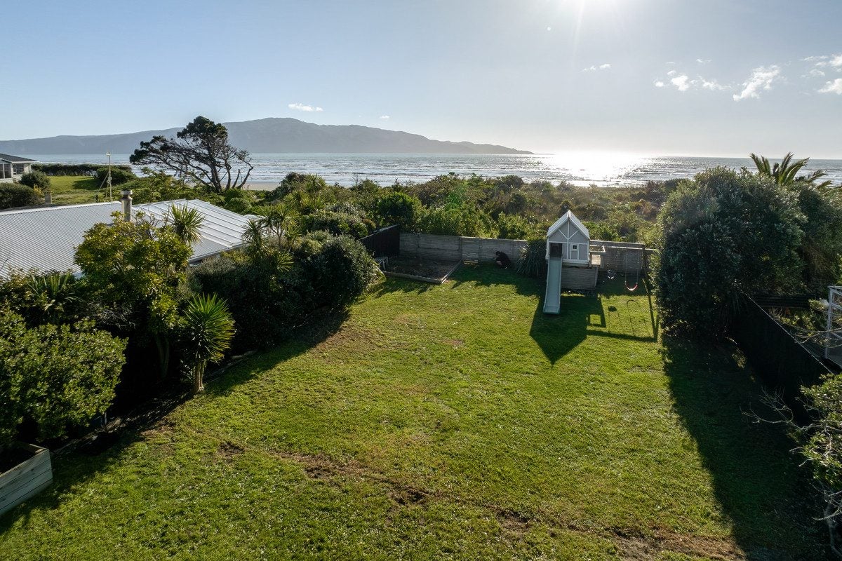 191 Manly Street, Paraparaumu Beach, Paraparaumu - Carousel 2