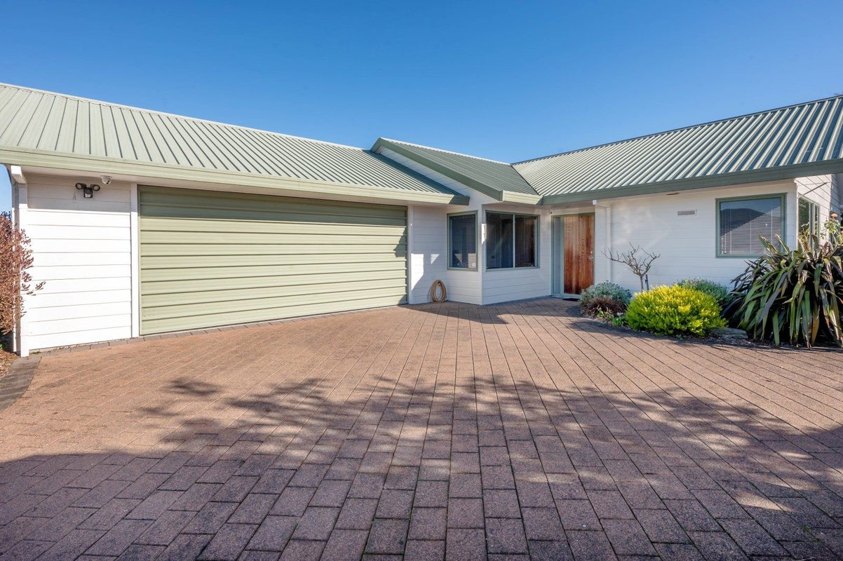 54 Acacia Bay Road, Nukuhau, Taupo - Carousel 2