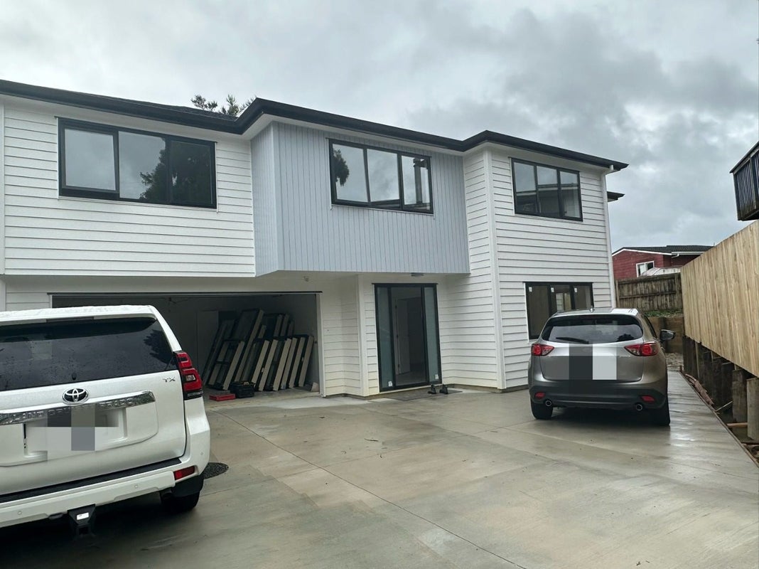 8A Lynn Road, Bayview, Auckland - Carousel 1