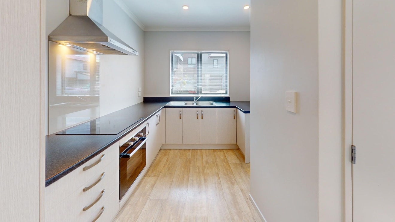 5 Apa Street, Weymouth, Auckland - Carousel 2