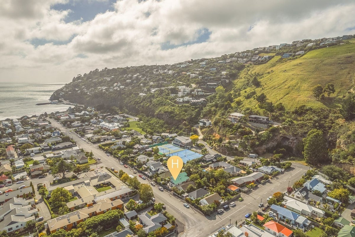 49 Head Street, Sumner, Christchurch - Carousel 33