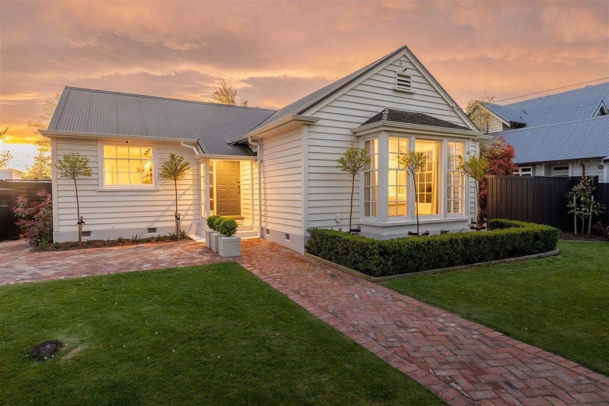 27 Clifford Avenue, Merivale, Christchurch - Carousel 1