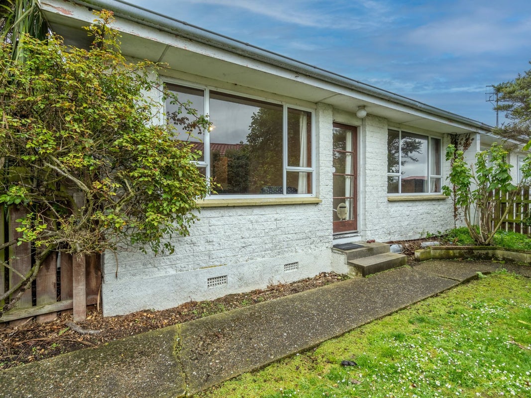 4/116 Manse Street, Appleby, Invercargill - Carousel 1