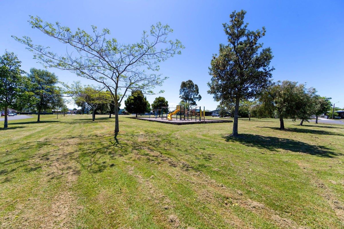 23 Lichfield Crescent, Tamatea, Napier - Carousel 31
