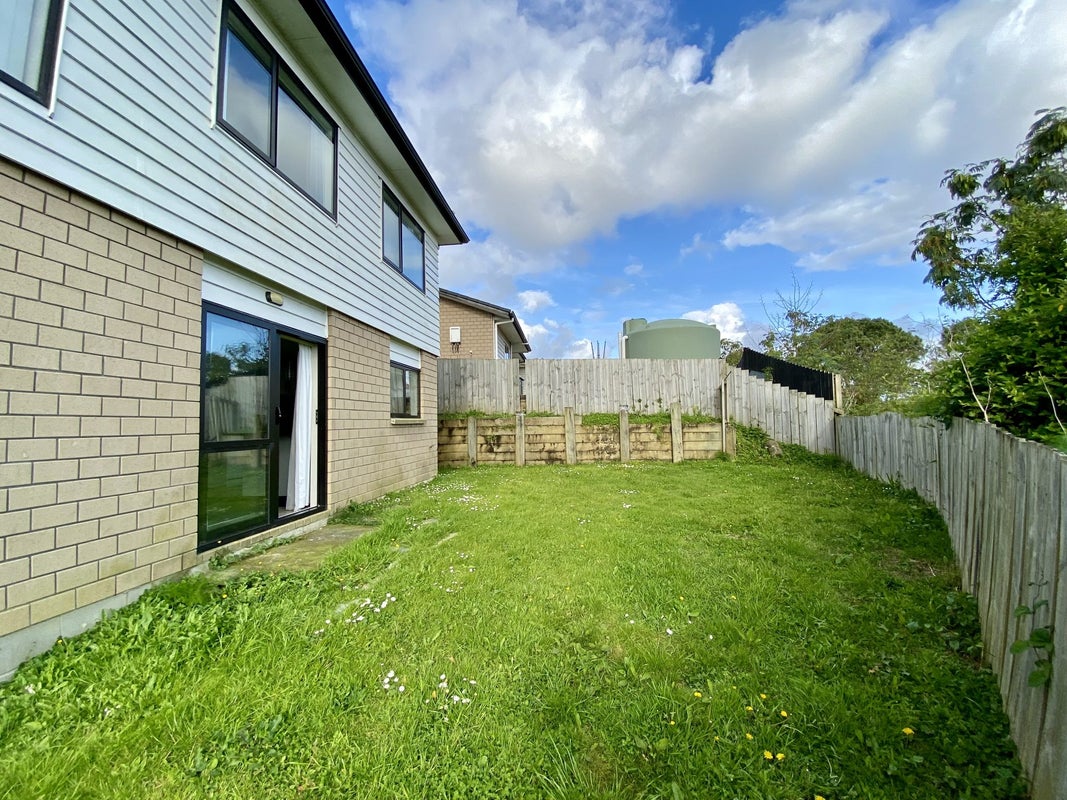 3 Makora Road, Massey, Auckland - Carousel 23