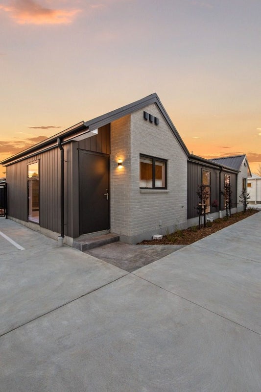 76 Sullivan Avenue, Woolston, Christchurch - Carousel 1