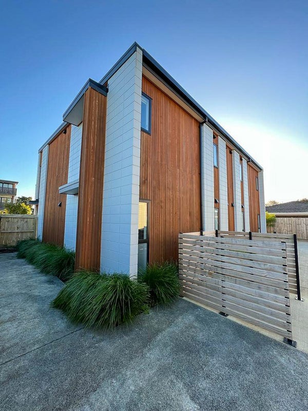 1/129 St George Street, Papatoetoe, Auckland - Carousel 11