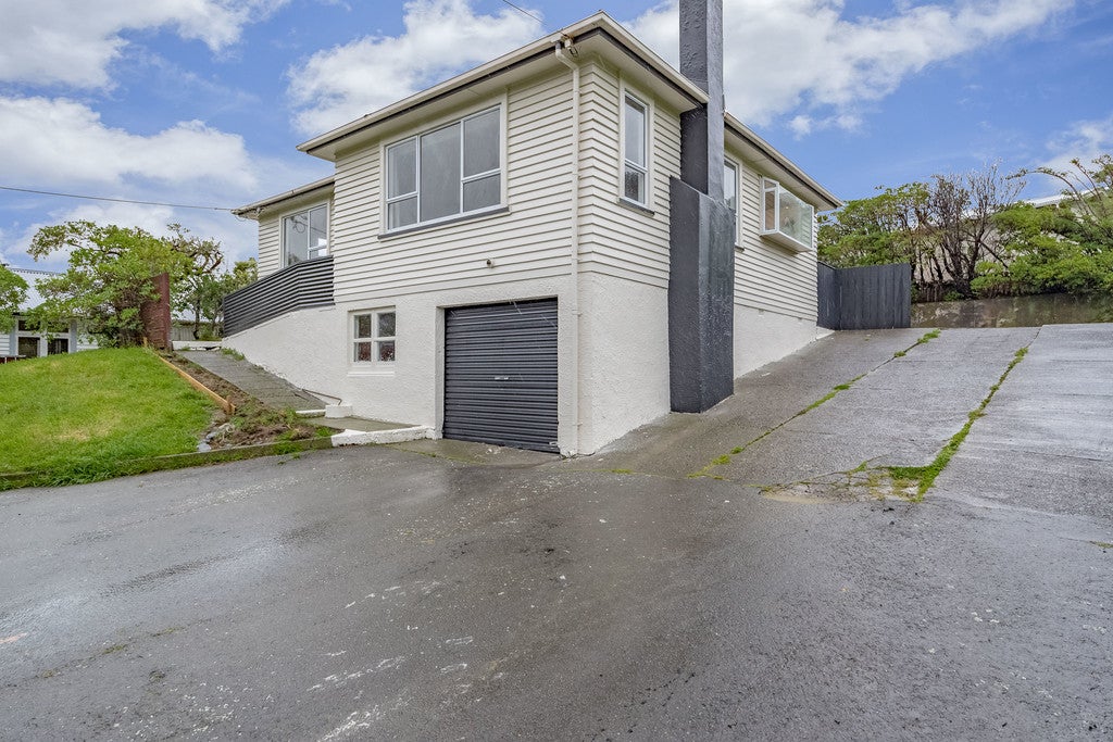 1/45 Thornley Street, Titahi Bay, Porirua - Carousel 2