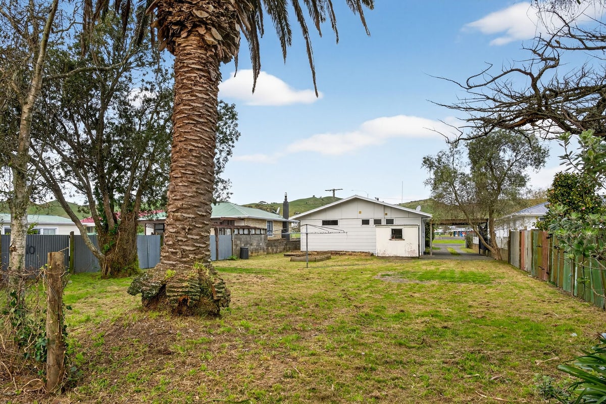 72 Tyndall Road, Outer Kaiti, Gisborne - Carousel 29
