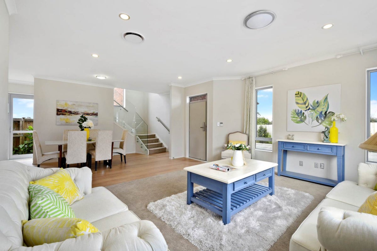 116C Royal Road, Massey, Auckland - Carousel 2