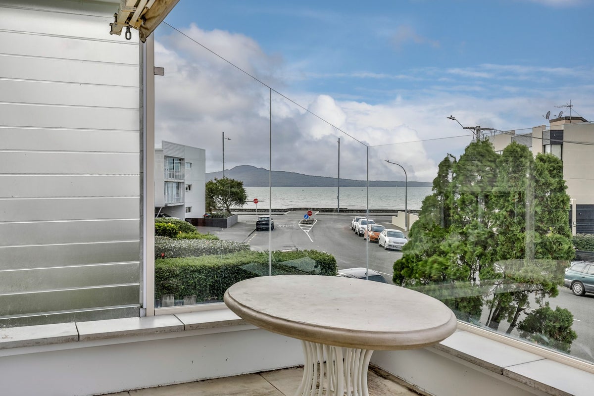 15 Kohimarama Road, Kohimarama, Auckland - Carousel 2