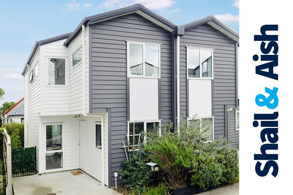 13 Whakawhiti Loop, Avondale, Auckland - Carousel 1
