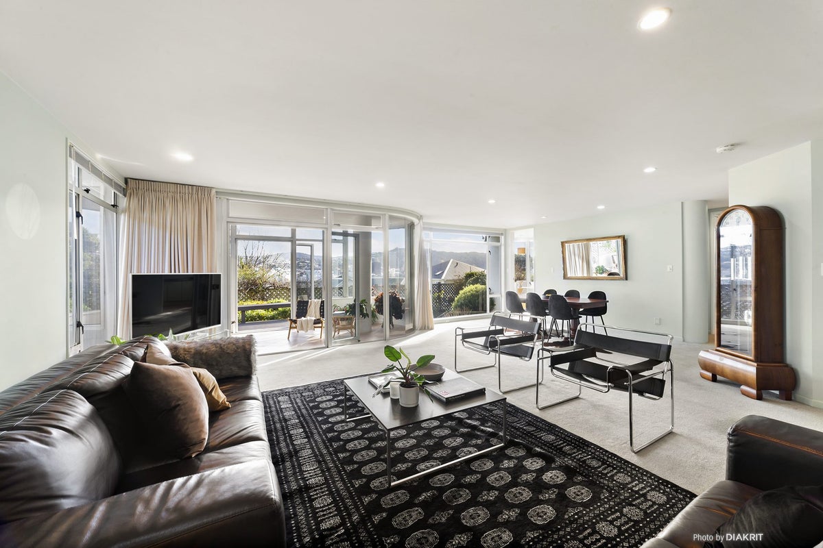 23 Lawson Place, Mount Victoria, Wellington - Carousel 1