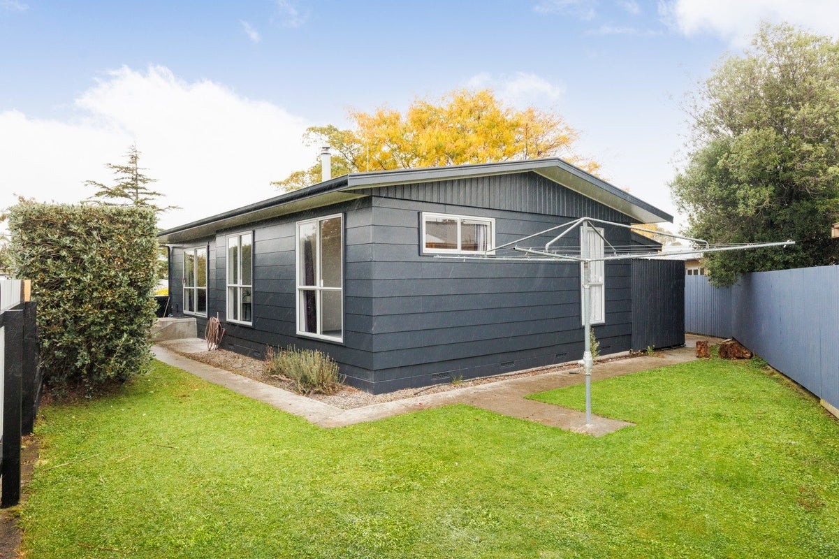 11A Apollo Parade, Milson, Palmerston North - Carousel 14