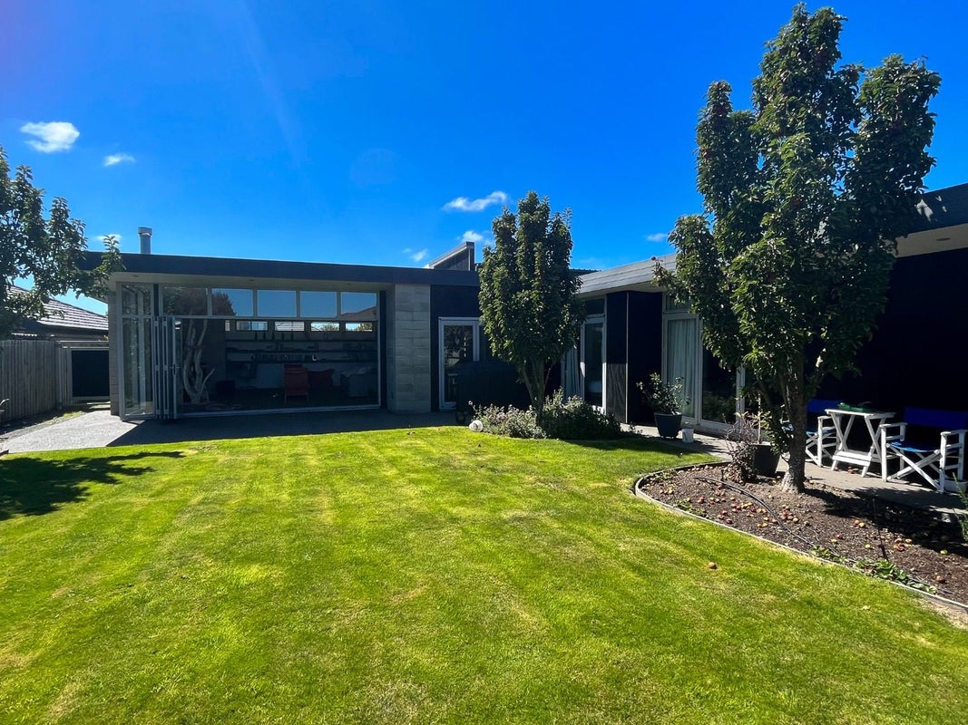 23 Te Pihopa Way, Aidanfield, Christchurch - Carousel 18
