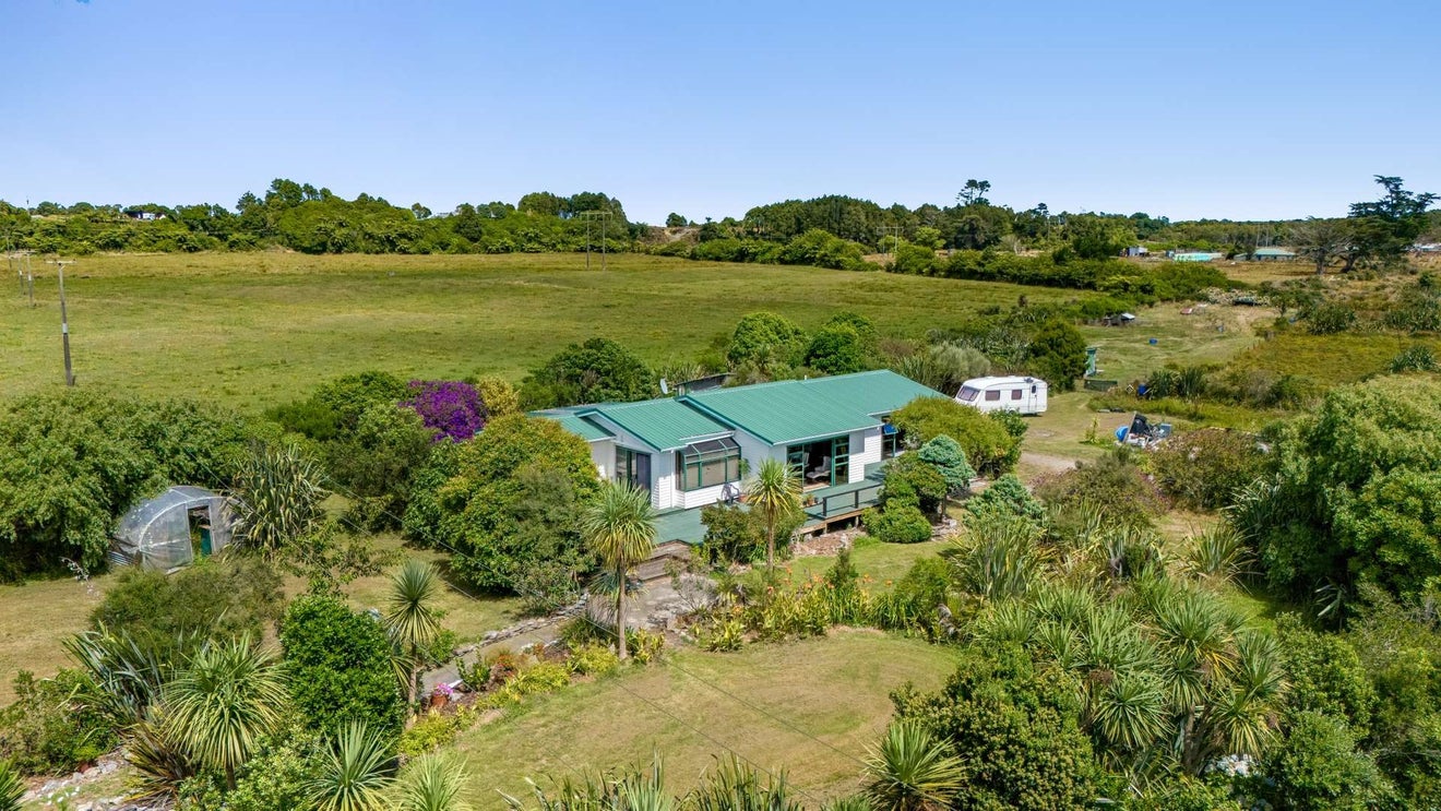 4 Bulls Road, Cape Foulwind, Westport - Carousel 2