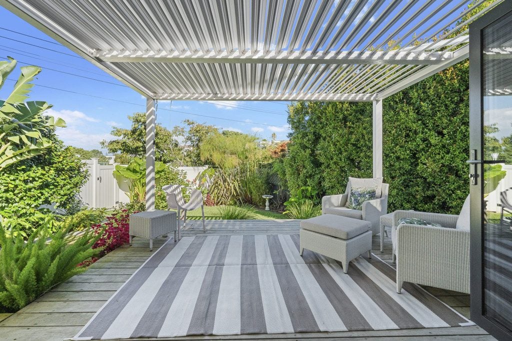1/2 Heathcote Road, Castor Bay, Auckland - Carousel 2