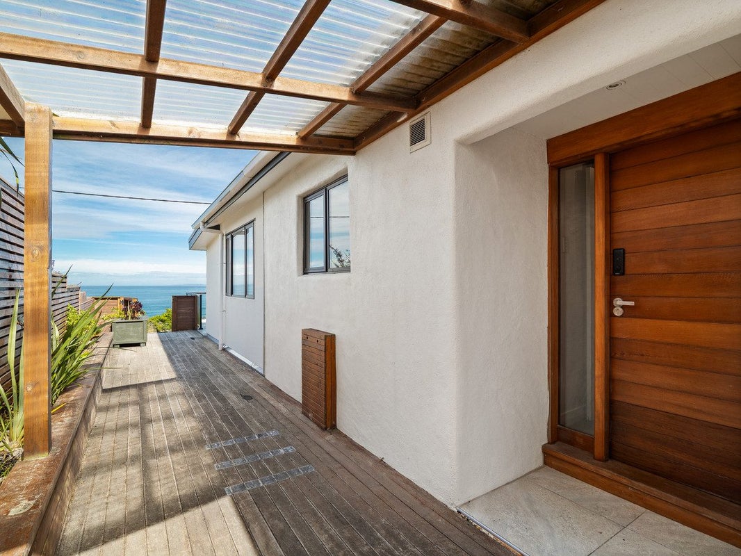 375 Tomahawk Road, Ocean Grove, Dunedin - Carousel 2