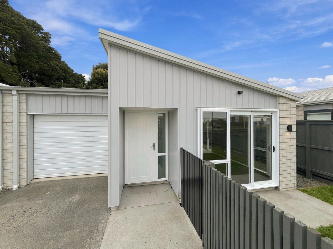 16 John Main Drive, Drury, Papakura, Auckland - Carousel 1