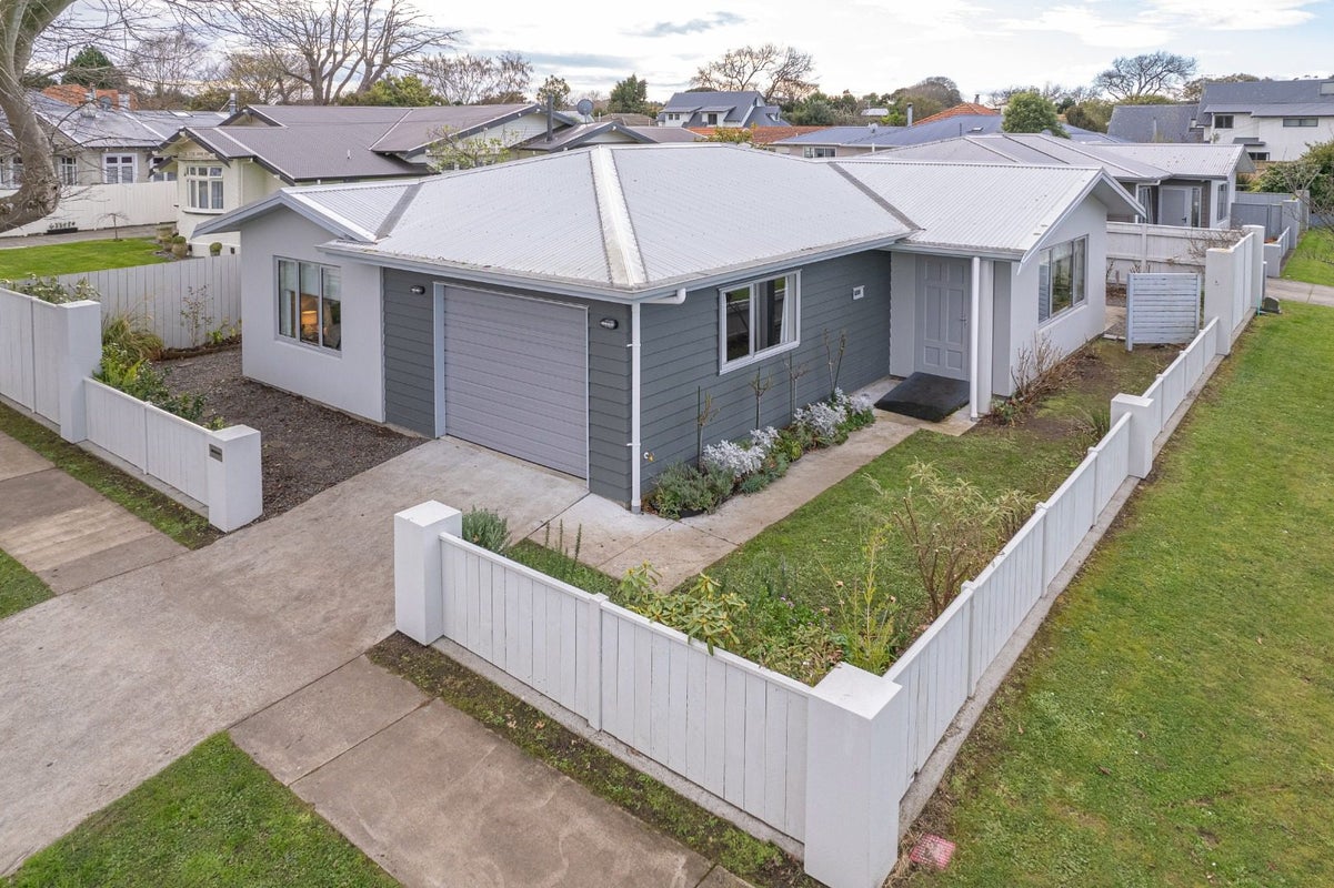 58 Oakland Avenue, Saint Johns Hill, Whanganui - Carousel 1