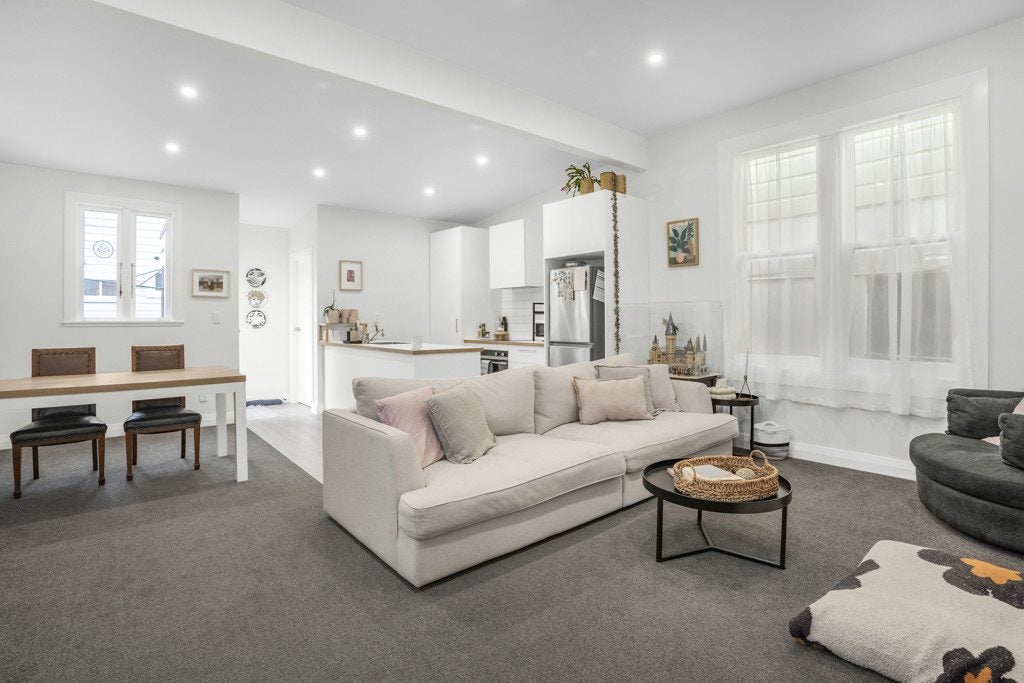 14 Herald Street, Berhampore, Wellington - Carousel 1