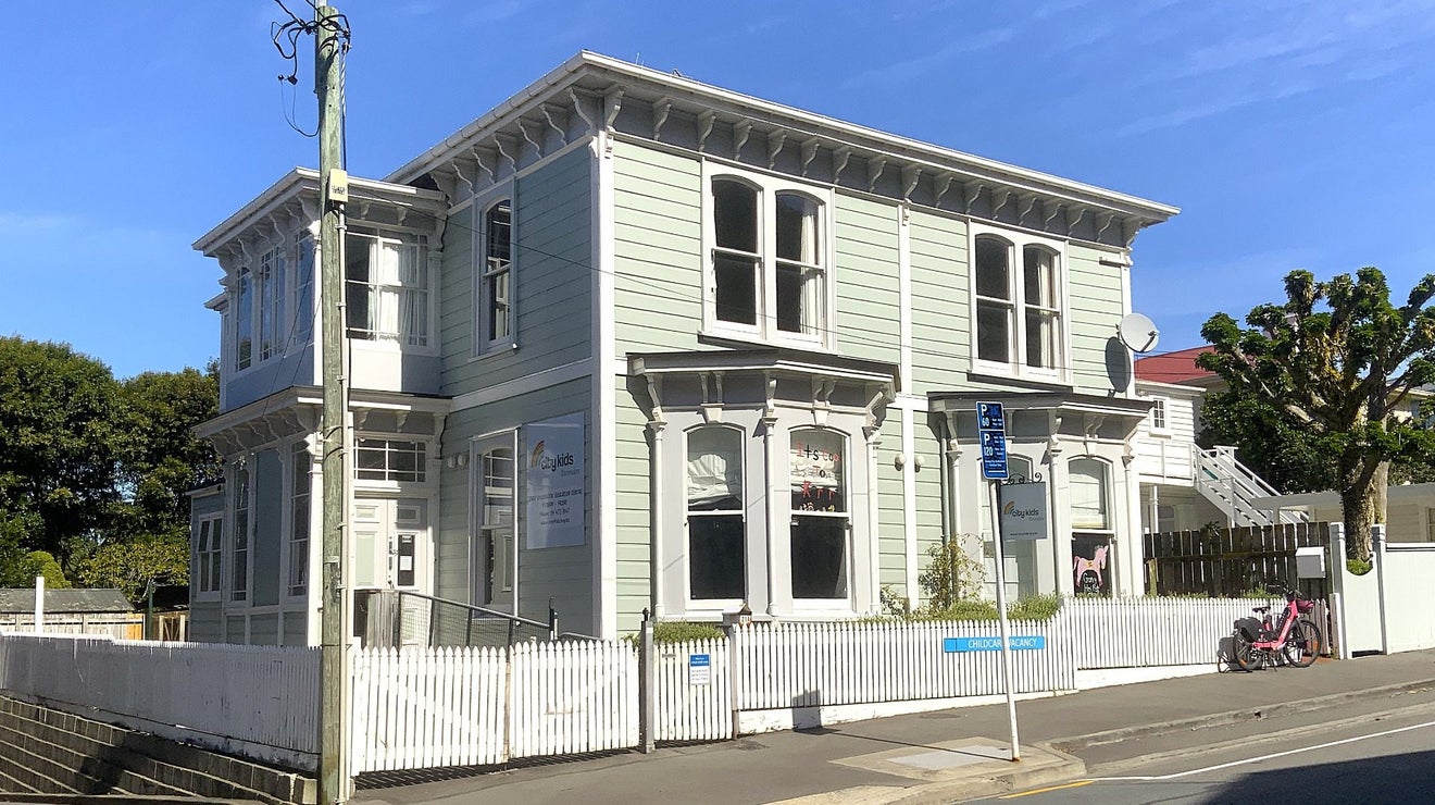 21B Tinakori Road, Thorndon, Wellington - Carousel 1