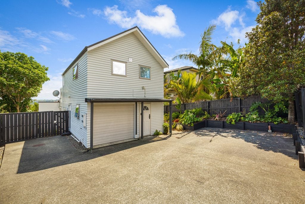 233A Metcalfe Road, Ranui, Auckland - Carousel 2