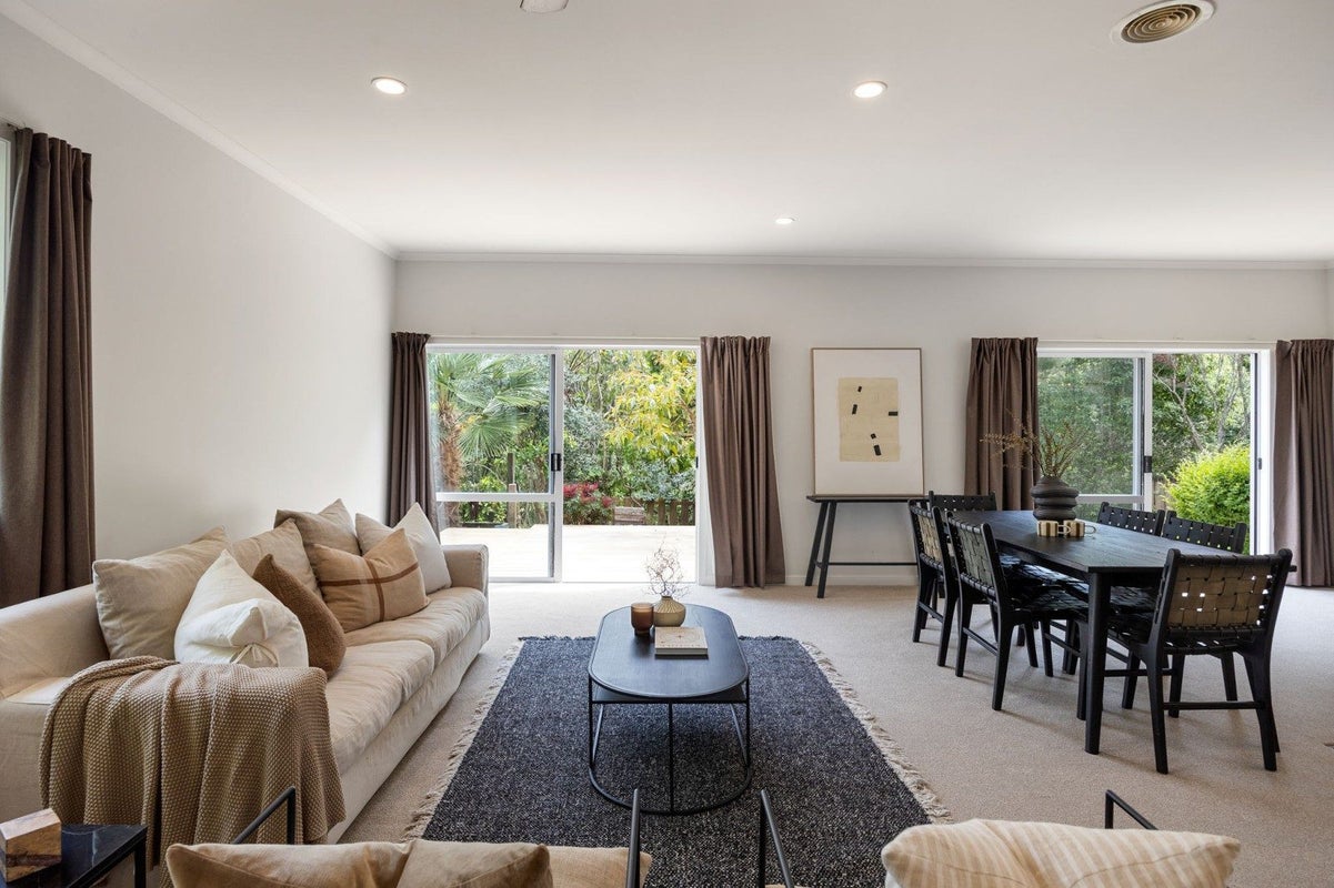 89 Clyde Street, Hamilton East, Hamilton - Carousel 1