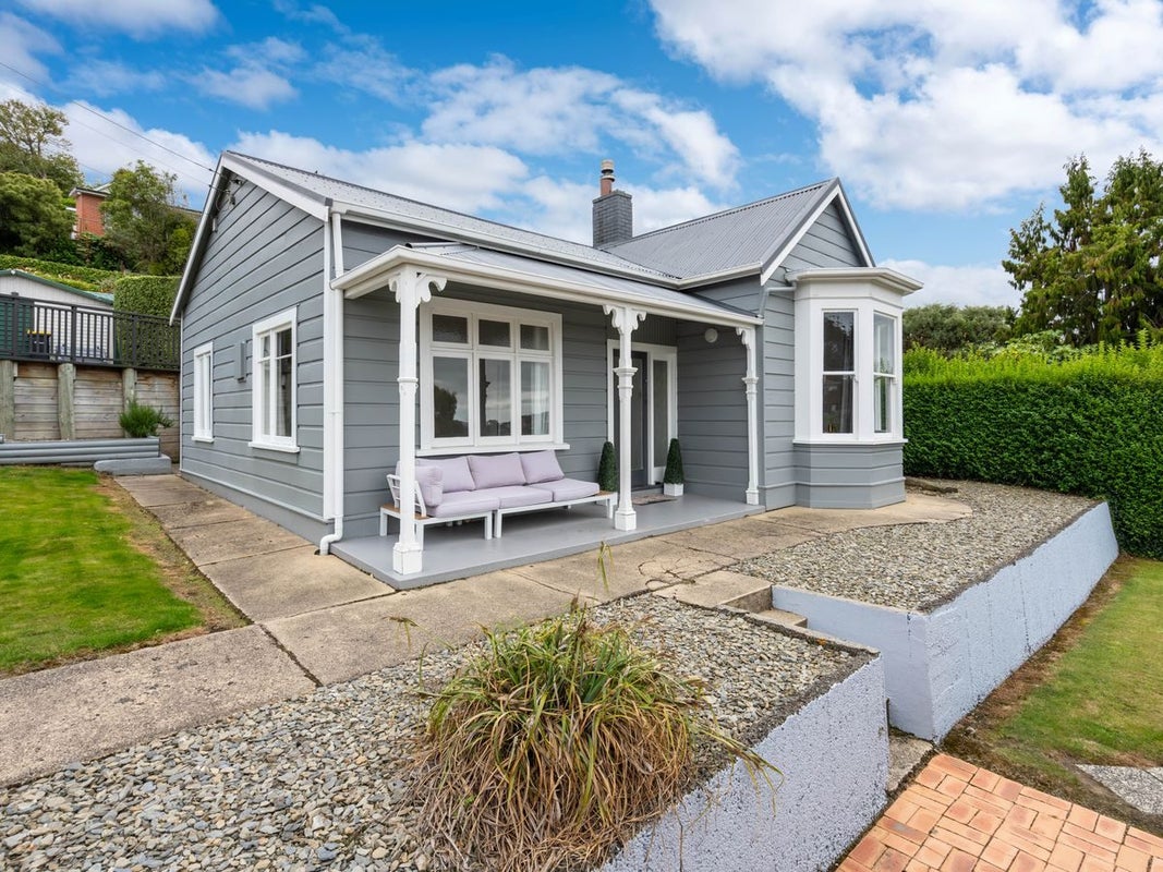 6 Crosby Street, Mornington, Dunedin - Carousel 1