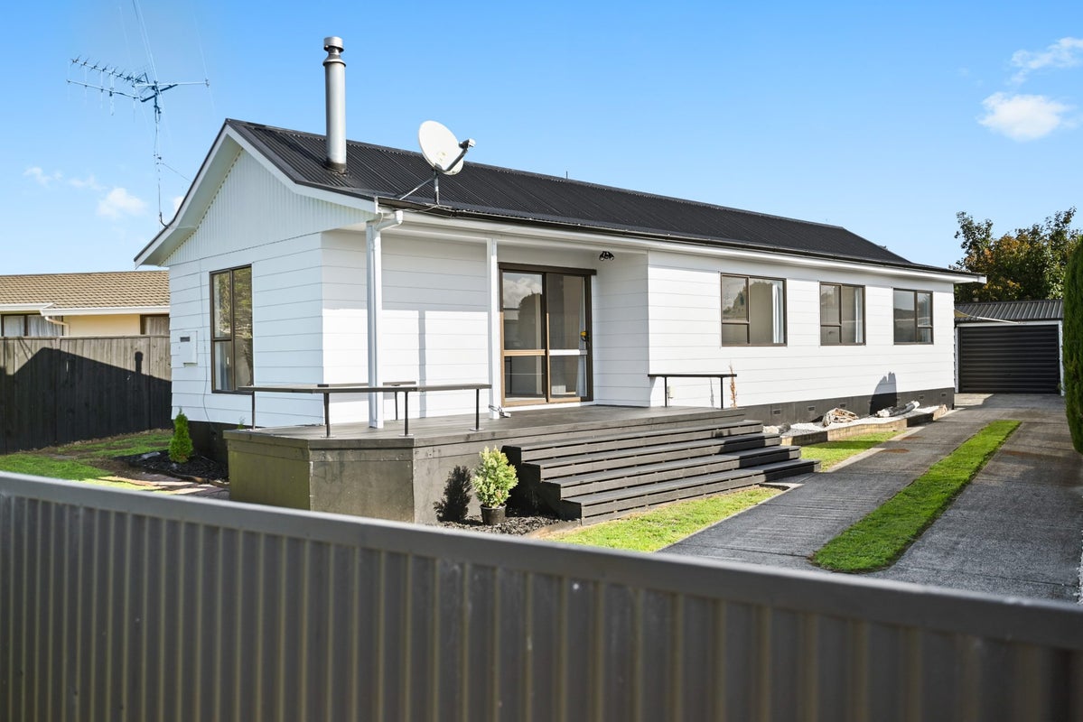 4 Bradley Place, Nawton, Hamilton - Carousel 23