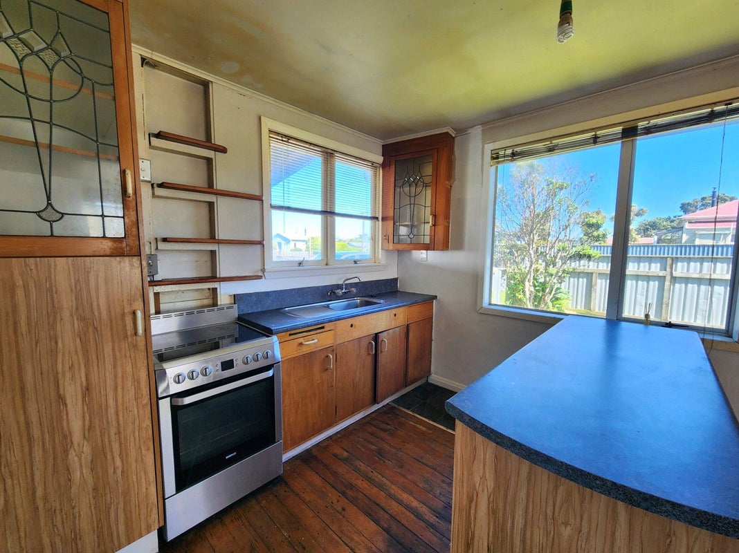 16A Collins Street, Blaketown, Greymouth - Carousel 2