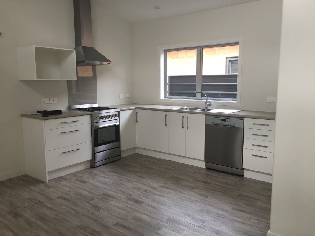 6 Boulder Lane, Pyes Pa, Tauranga - Carousel 2