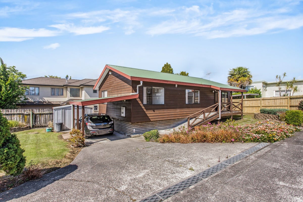 1/25 Captain Scott Road, Glen Eden, Auckland - Carousel 2