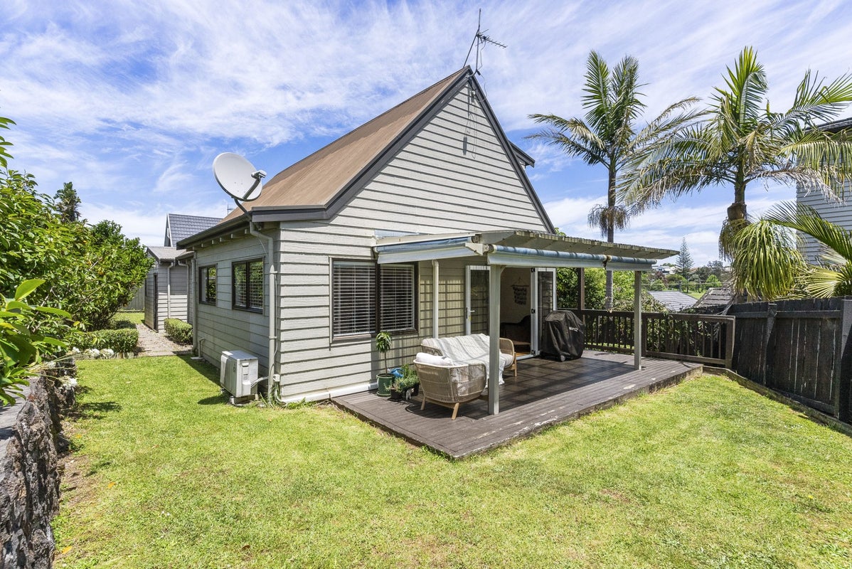 33B Michaels Avenue, Ellerslie, Auckland - Carousel 1