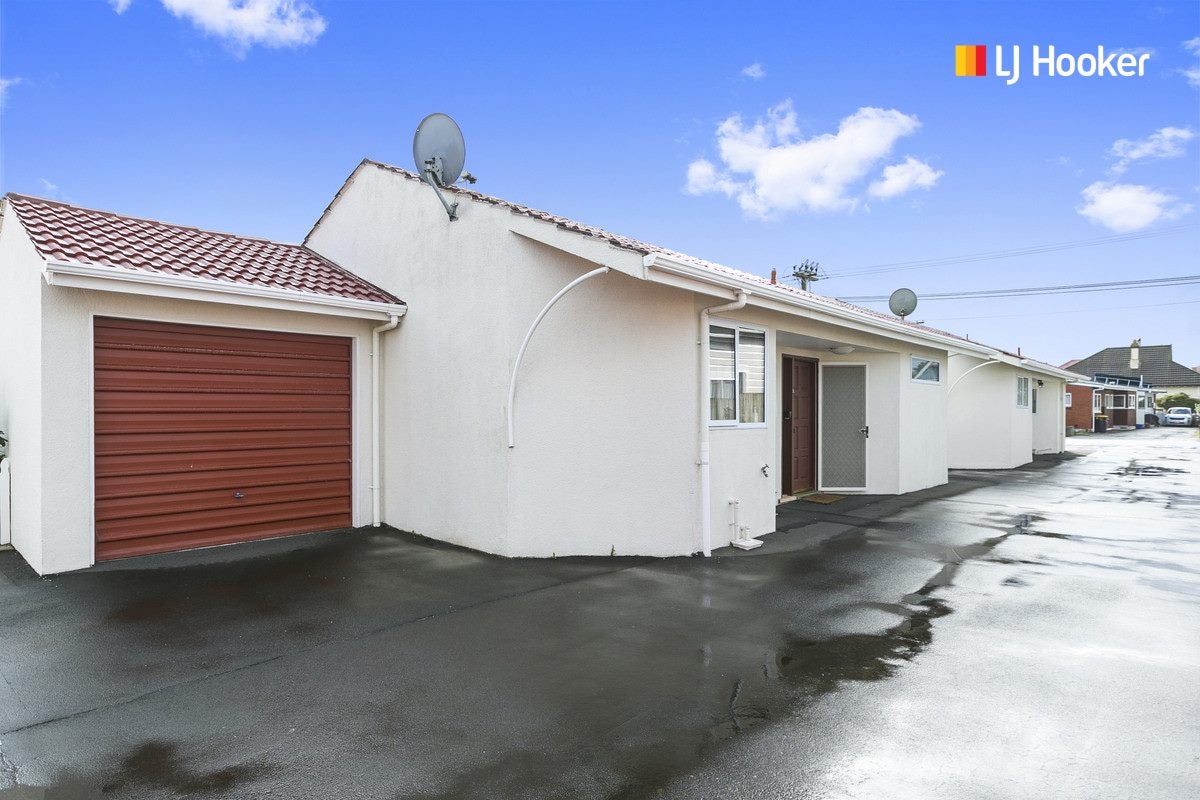 24B Marlow Street, Saint Kilda, Dunedin - Carousel 1