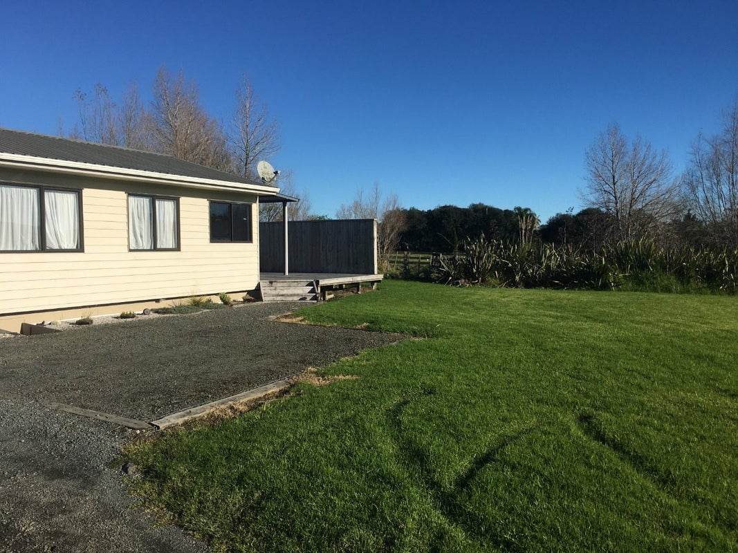 1258 Dairy Flat Highway, Albany - Carousel 1