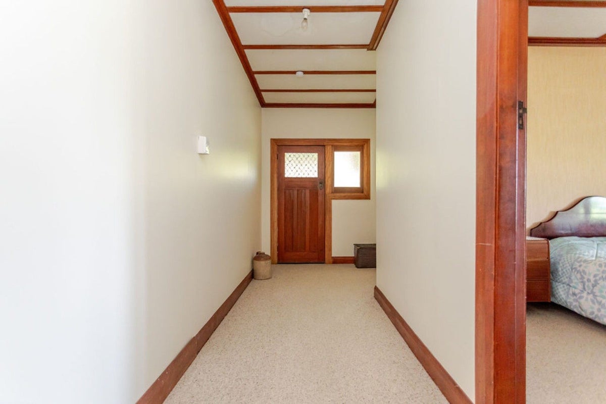 76330 State Highway 2, Matamau - Carousel 2