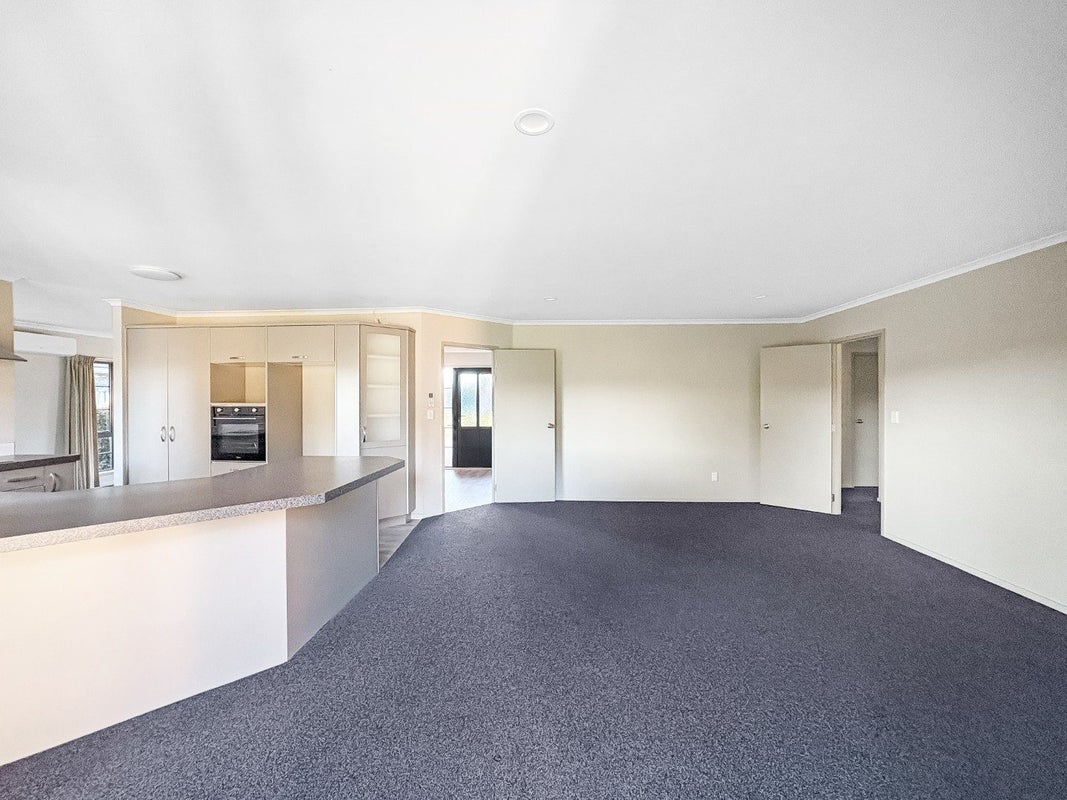 13 Hensley Crescent, Flagstaff, Hamilton - Carousel 11